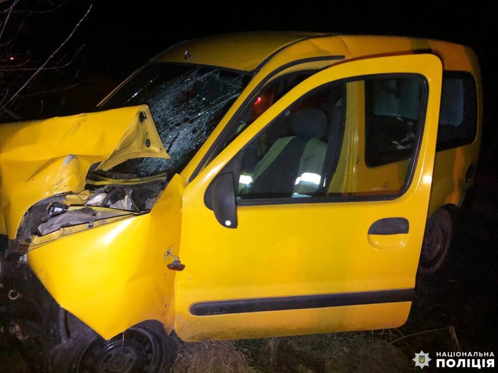 1 Врізався у дерево і загинув: ДТП на Рівненщині (ФОТО)