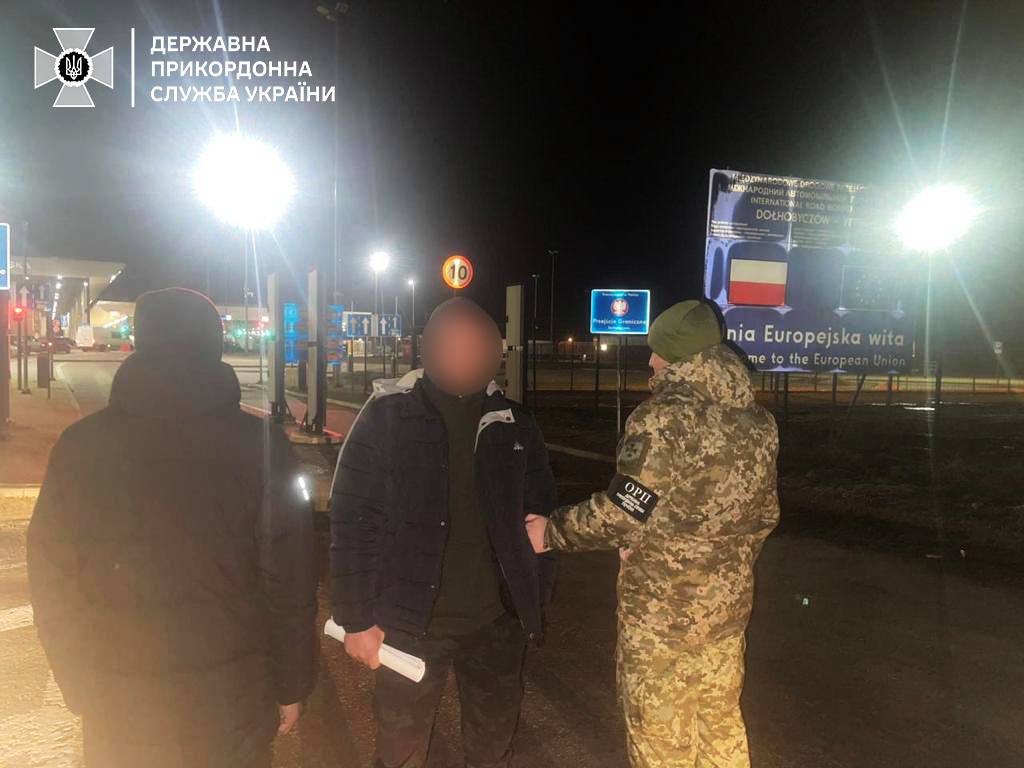 На Рівненщині накрили псевдоводіїв, які втікали за кордон 0000