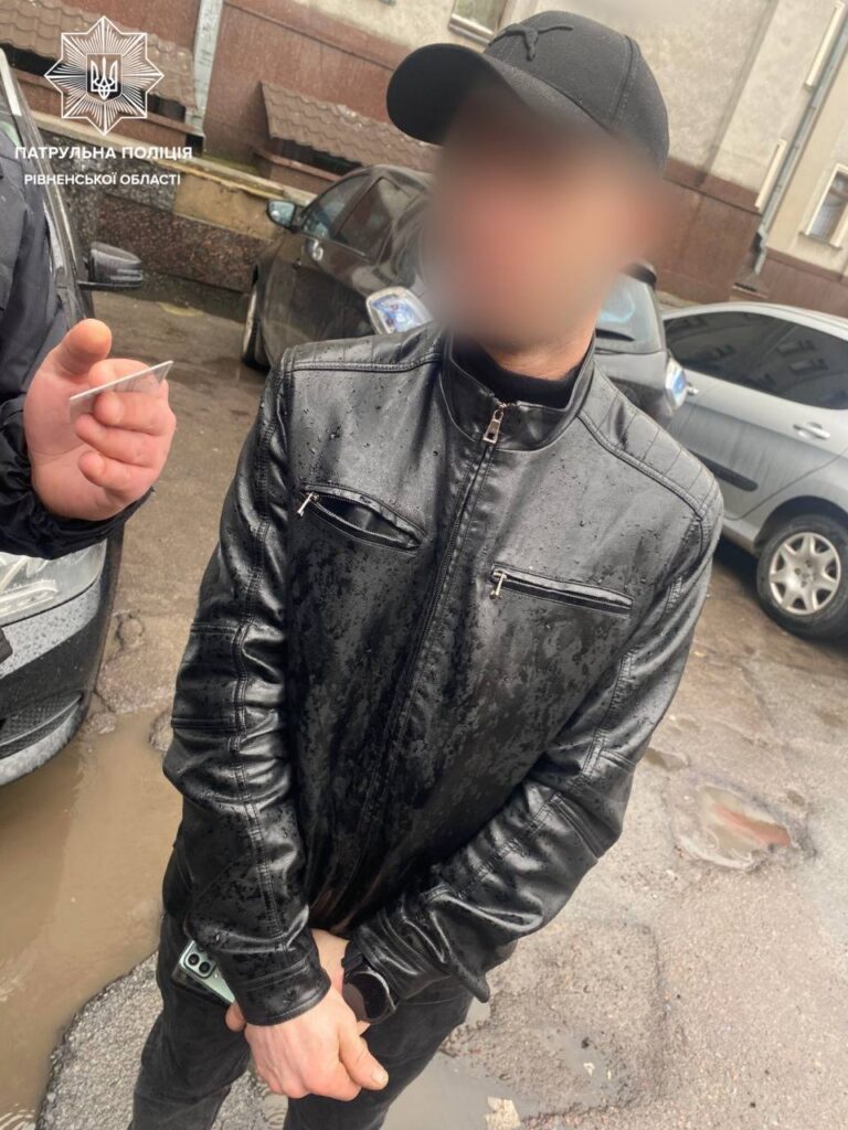 1 У рівнянина, якого втретє впіймали за кермом нетверезим, відібрали BMW