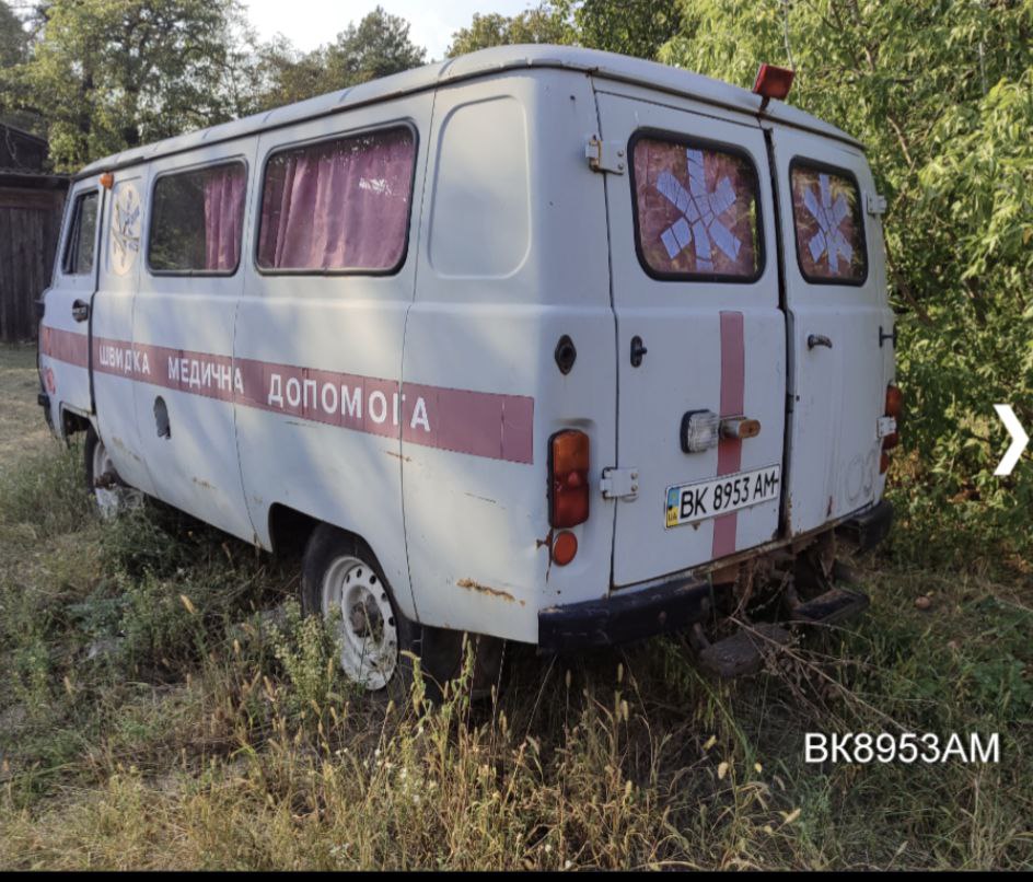 Рівненська облрада вторгувала понад 300 тисяч гривень за старі автівки 0000
