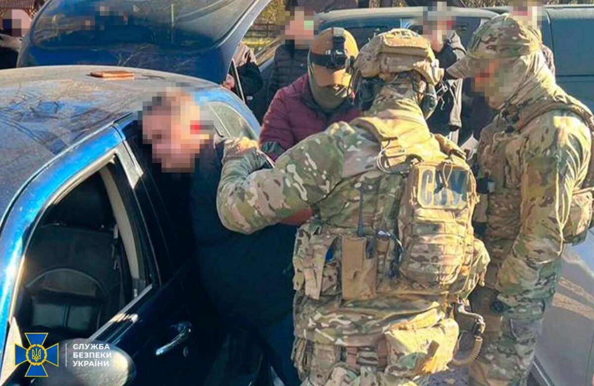 На Рівненщині СБУ взяли “на гарячому” торговця гранатометами (ФОТО)