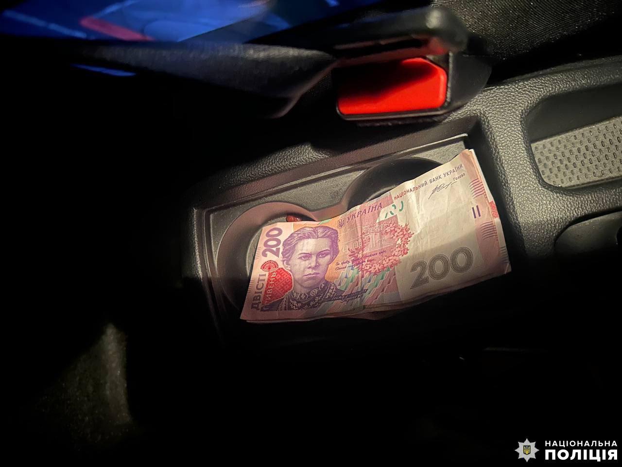 137 разів пропонували хабаря поліцейським Рівненщини минулого року 0000