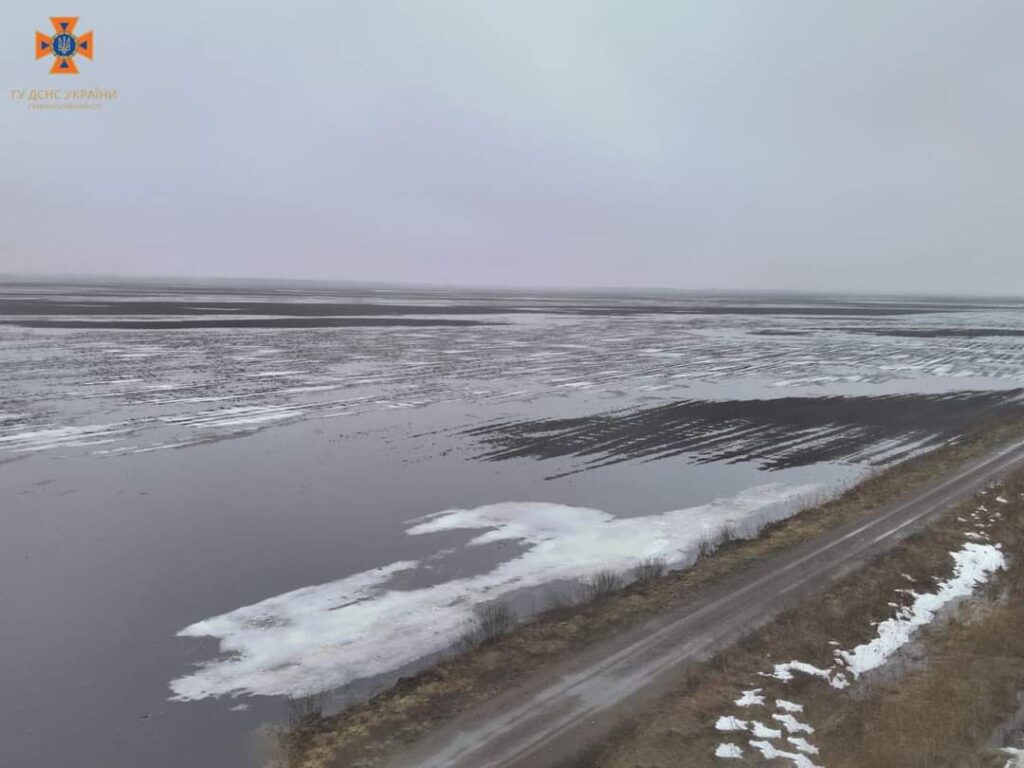1 Рятувальники Рівненщини цілодобово моніторять рівень водойм через потепління (ВІДЕО)