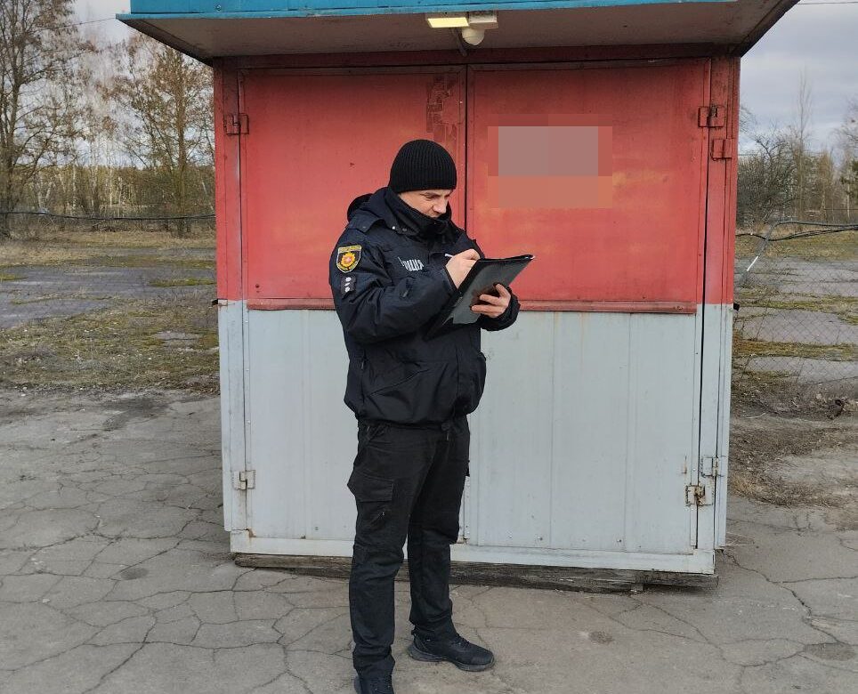 4 тонни пального вилучили з підпільної АЗС на Рівненському Поліссі