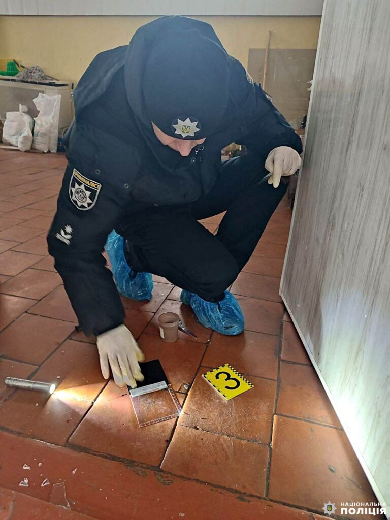 1 Украв, випив, у тюрму: на Рівненщині затримали сільського злодія