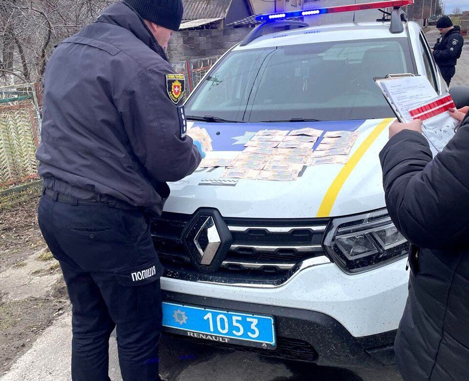 П’яний водій пропонував рівненським поліцейським 20 тисяч “відступного”