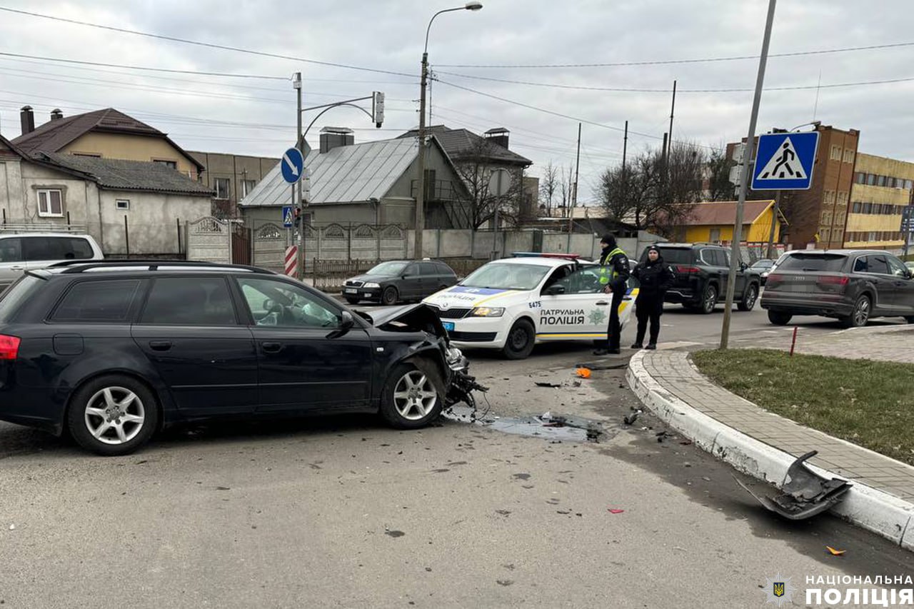 У Рівному троє постраждалих внаслідок ДТП (ФОТО) 0000