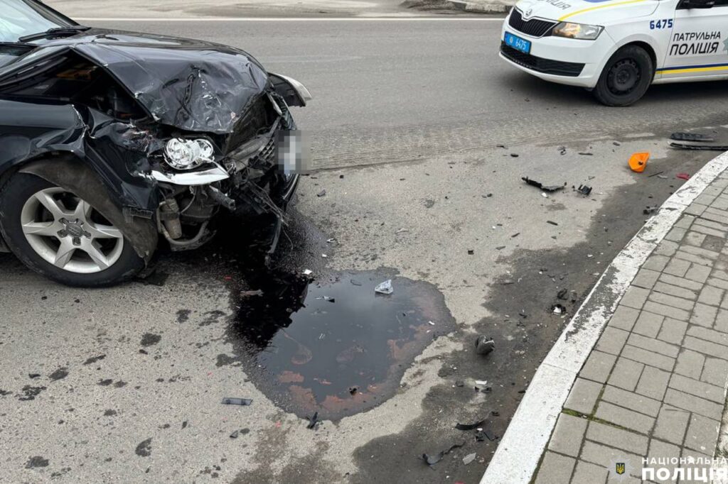 1 У Рівному троє постраждалих внаслідок ДТП (ФОТО)
