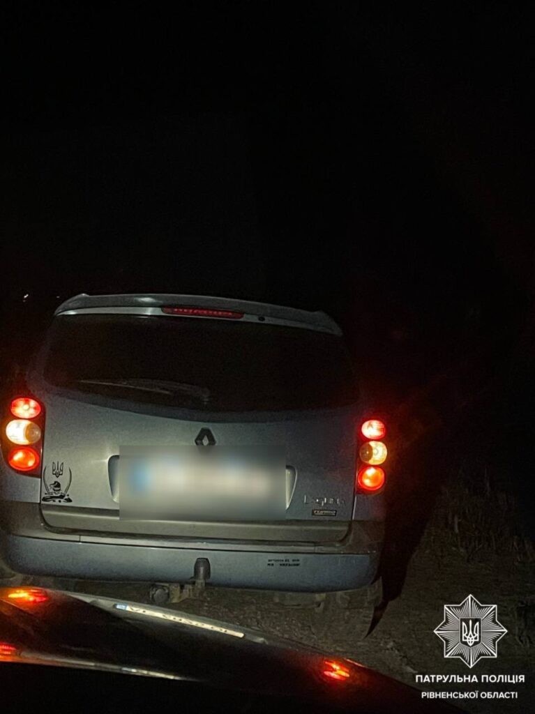 1 Рівнянин підробив водійське посвідчення, щоб далі кермувати напідпитку