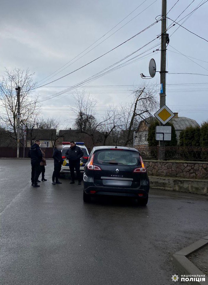 У Рівненській громаді школяр вибіг на дорогу і потрапив під колеса 0000