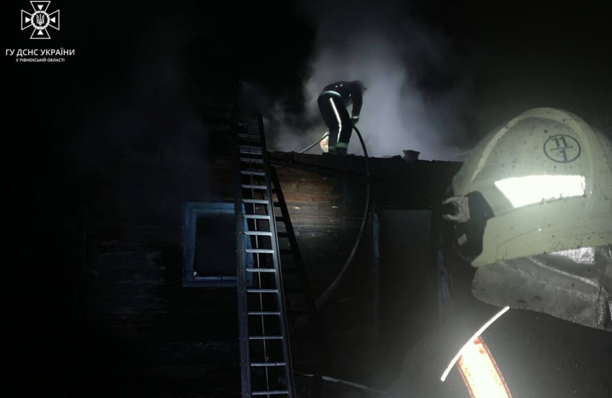 На Рівненщині через електротехніку ледь не згорів будинок