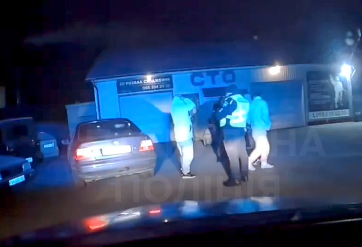 П’яний водій BMW утікав від рівненських патрульних (ВІДЕО) 0000