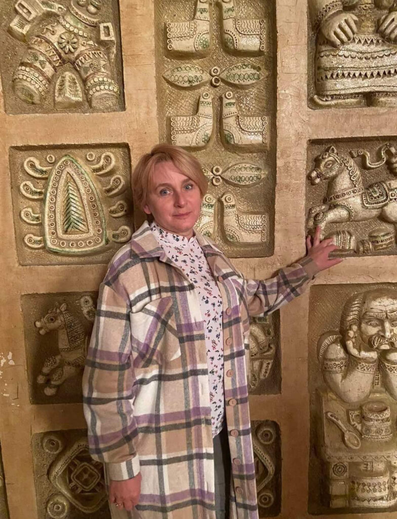 1 На групу рівненських туристок накинувся керівник охорони Києво-Печерської лаври (ФОТО)