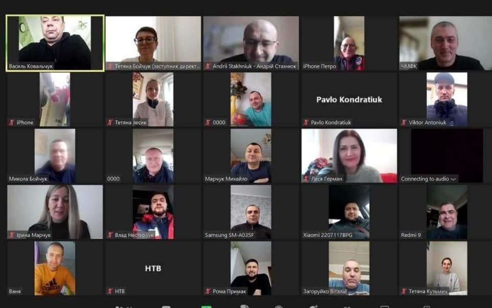 1 Водії рівненських “швидких” навчаються надавати екстрену медичну допомогу