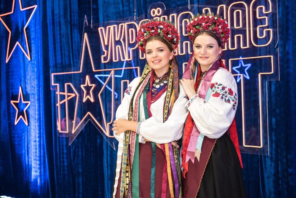 1 Дует "VATRA" з Рівненщини продовжують підкорювати своїми голосами (ВІДЕО)