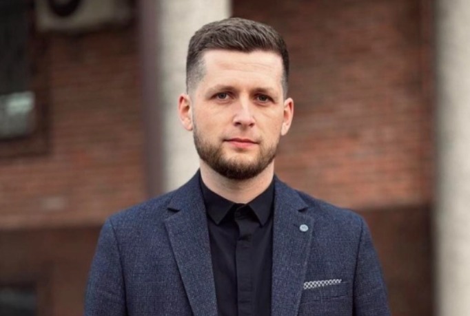 На подвір’я будинку очільника Костополя кинули гранати