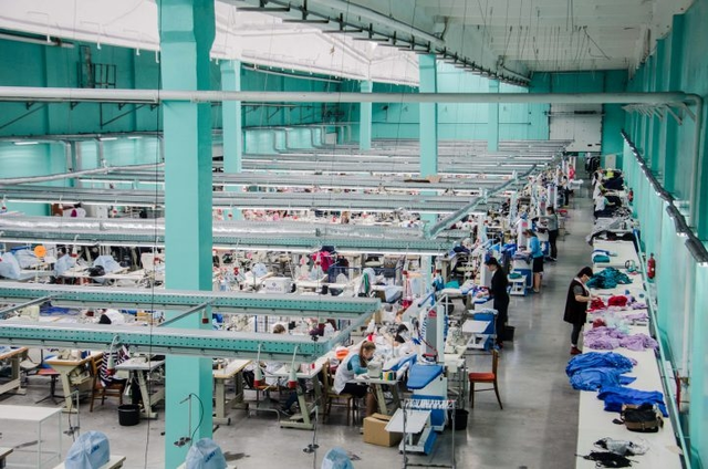 1 Рівненські виробники про блокування кордону: "Це патова ситуація"