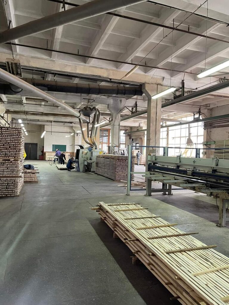 1 Рівненські виробники про блокування кордону: "Це патова ситуація"