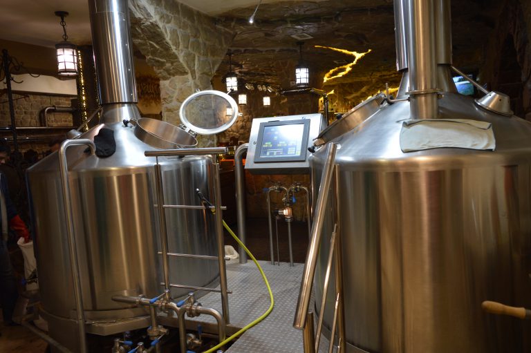 1 Рівненські виробники про блокування кордону: "Це патова ситуація"