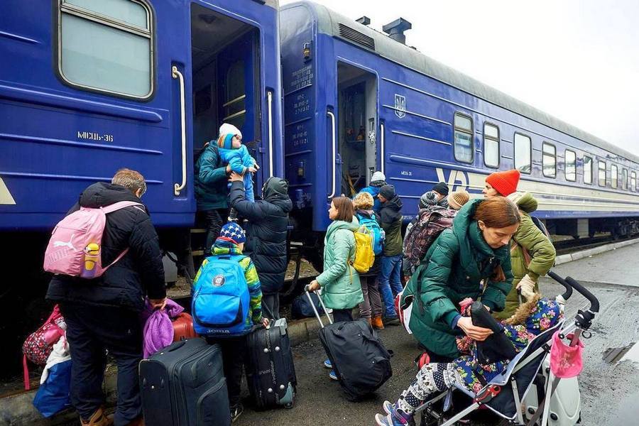 В евакуаційному потягу з Донеччини на Рівненщину більшість – діти 0000
