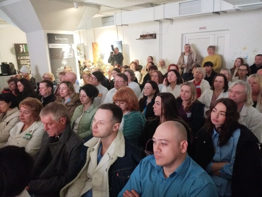 1 Майже 15 тисяч операцій на рік: Рівненська обласна лікарня відзначає свою річницю