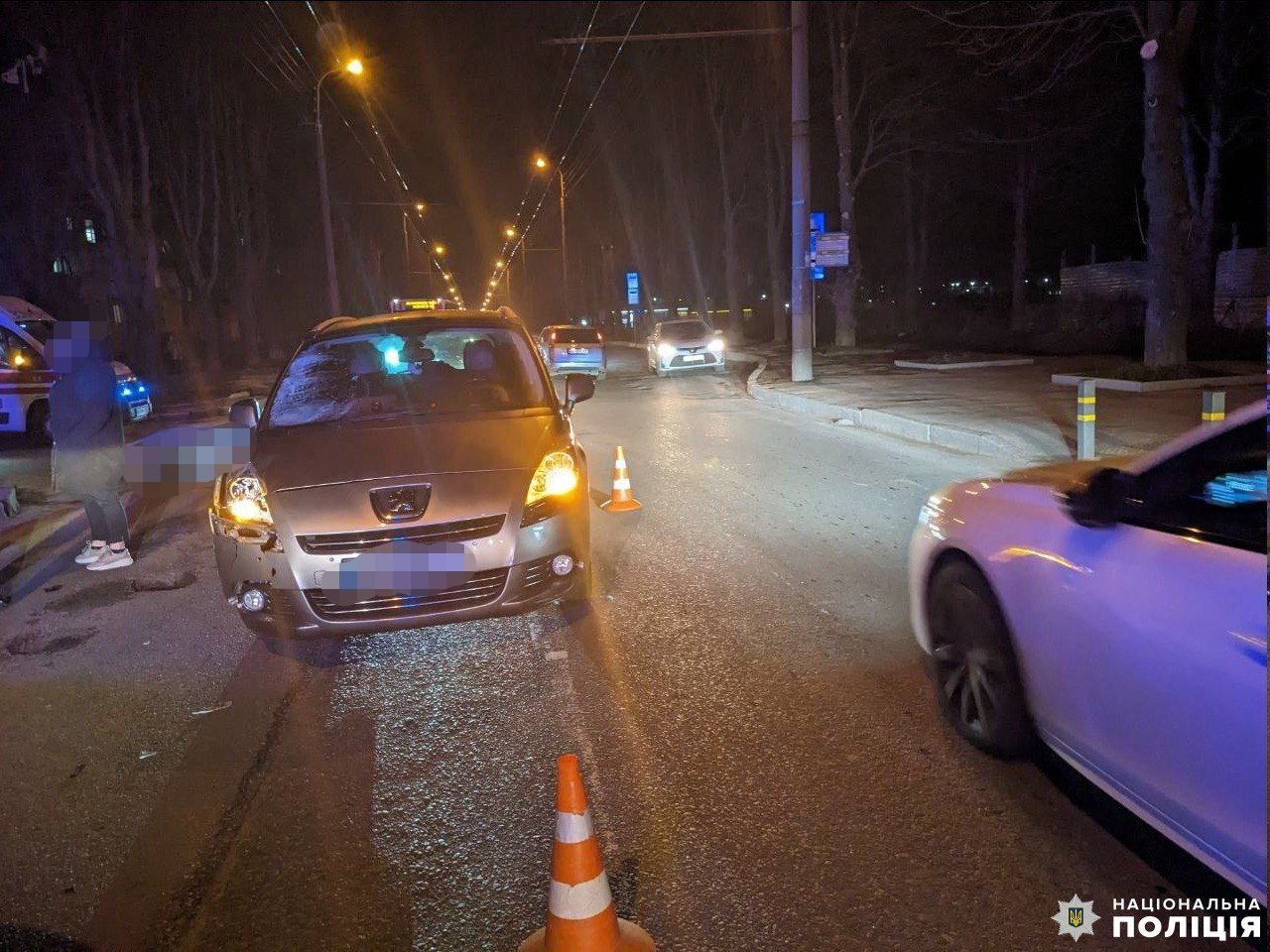 У Рівному смертельне ДТП з пішоходом (ФОТО) 0000