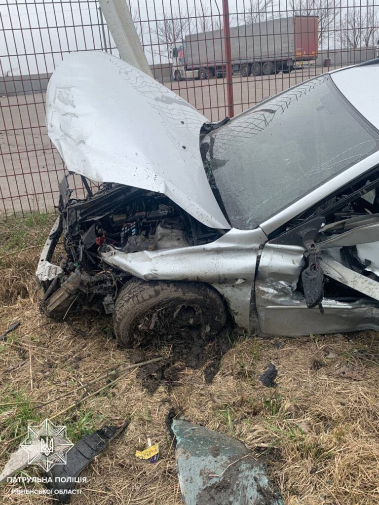 1 П'яний житель Рівненщини опинився в кюветі (ФОТО)