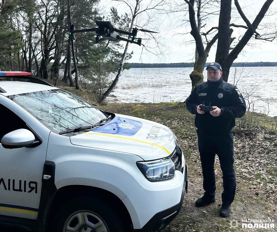1 В лісах на півночі Рівненщини другу добу розшукують зниклого чоловіка