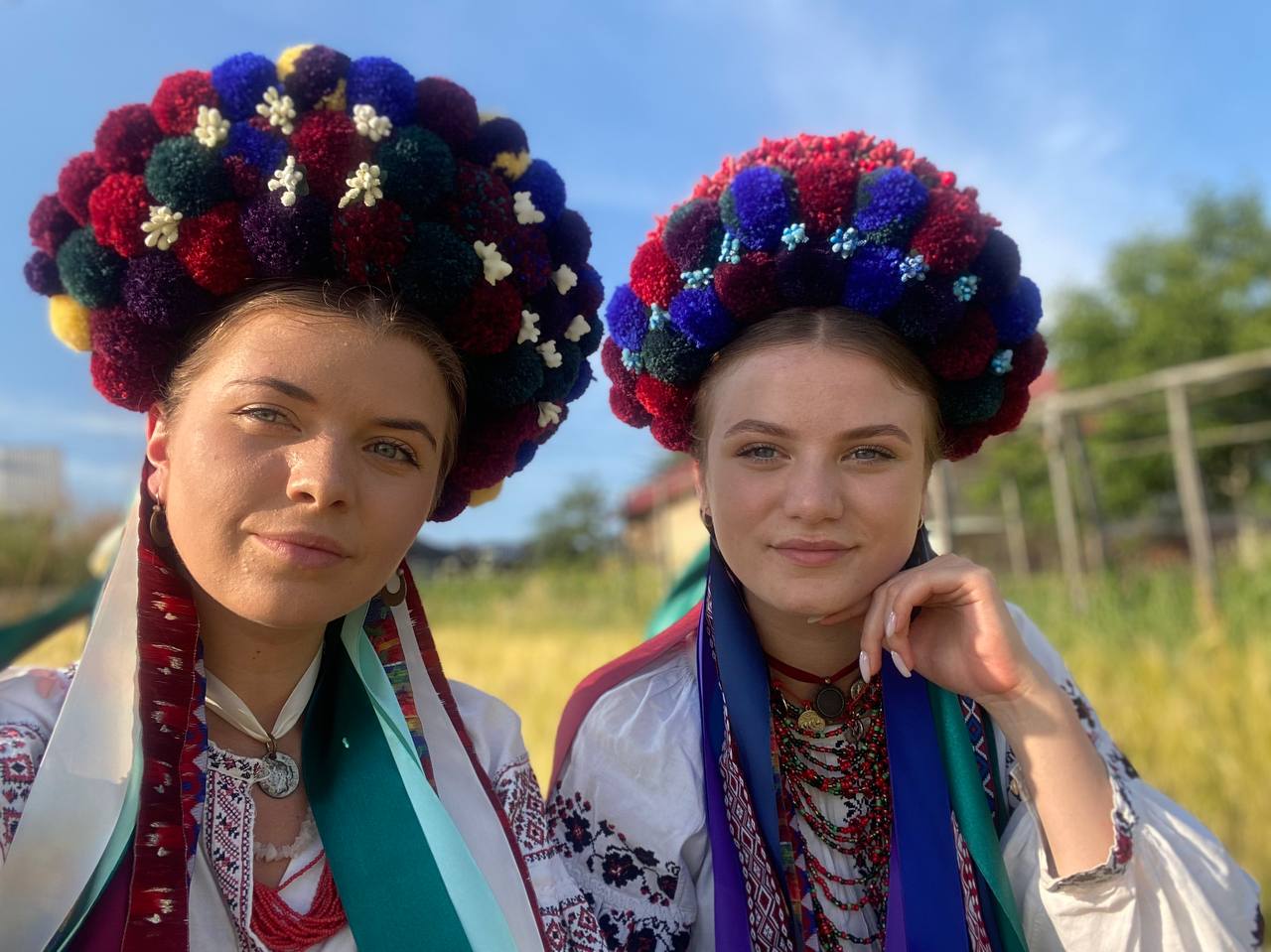 1 Дует "VATRA" з Рівненщини продовжують підкорювати своїми голосами (ВІДЕО)