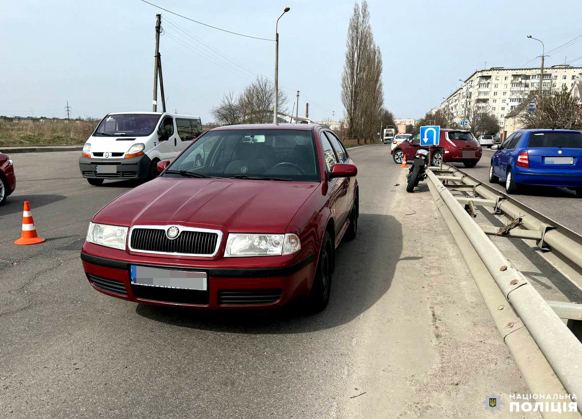 1 У Рівному внаслідок ДТП травмувався мотоцикліст