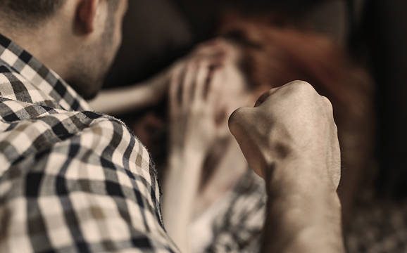 На Рівненщині чоловік побив дружину до втрати свідомості 0000