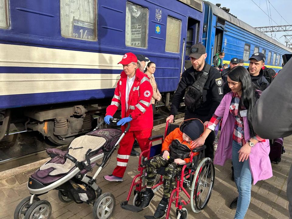 1 На Рівненщині прийняли майже 40 евакуйованих мешканців Донеччини