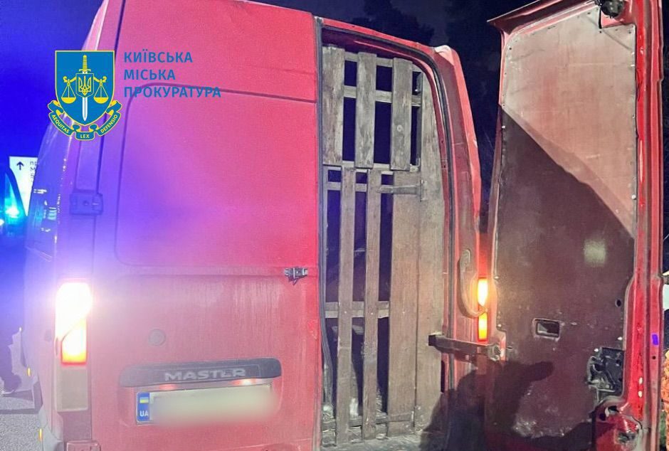 Жителя Рівненщини затримали за перевезення оленів: одна тварина загинула 0000