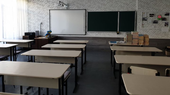 На кордоні з Рівненщиною через загрозу забруднення повітря школи перейшли на дистанційне 0000