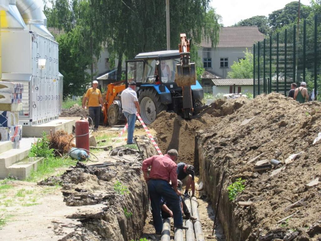 1 На будівництві шкільної котельні на Рівненщині підрядник “підлатався” на мільйон гривень