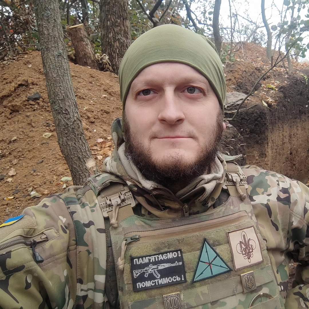 У Рівному увічнять пам’ять розвідника, пластуна і журналіста Тараса Давидюка 0000