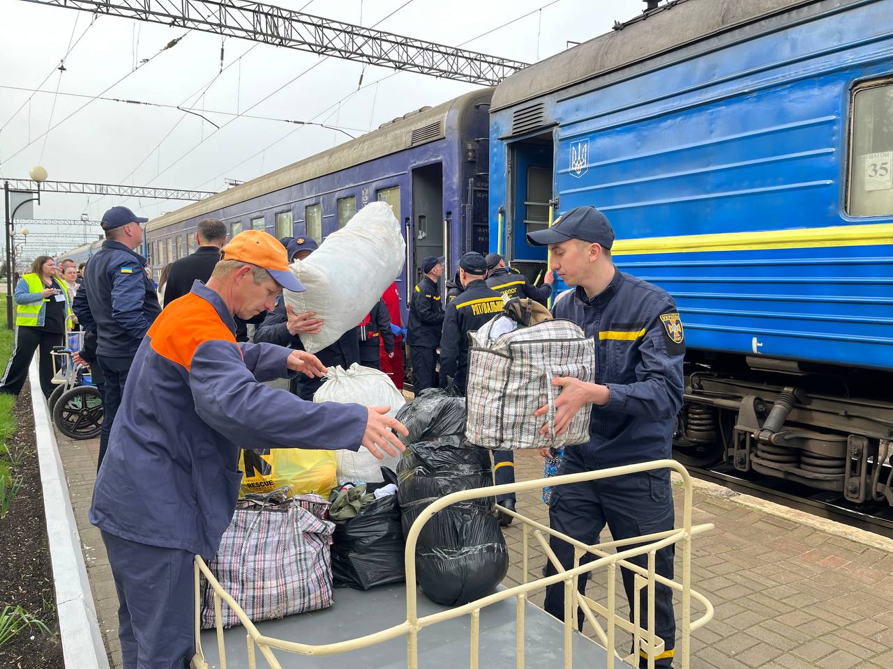Жителька Донеччини народила в евакуаційному потягу до Рівного 0000