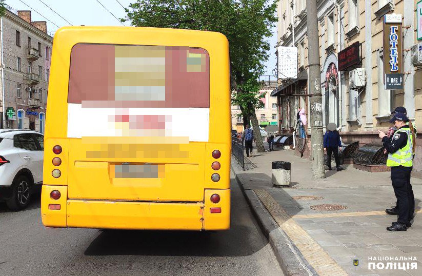1 У Рівному маршрутник на ходу згубив пасажирку