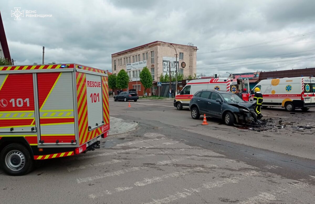 На Рівненщині в ДТП постраждали троє людей