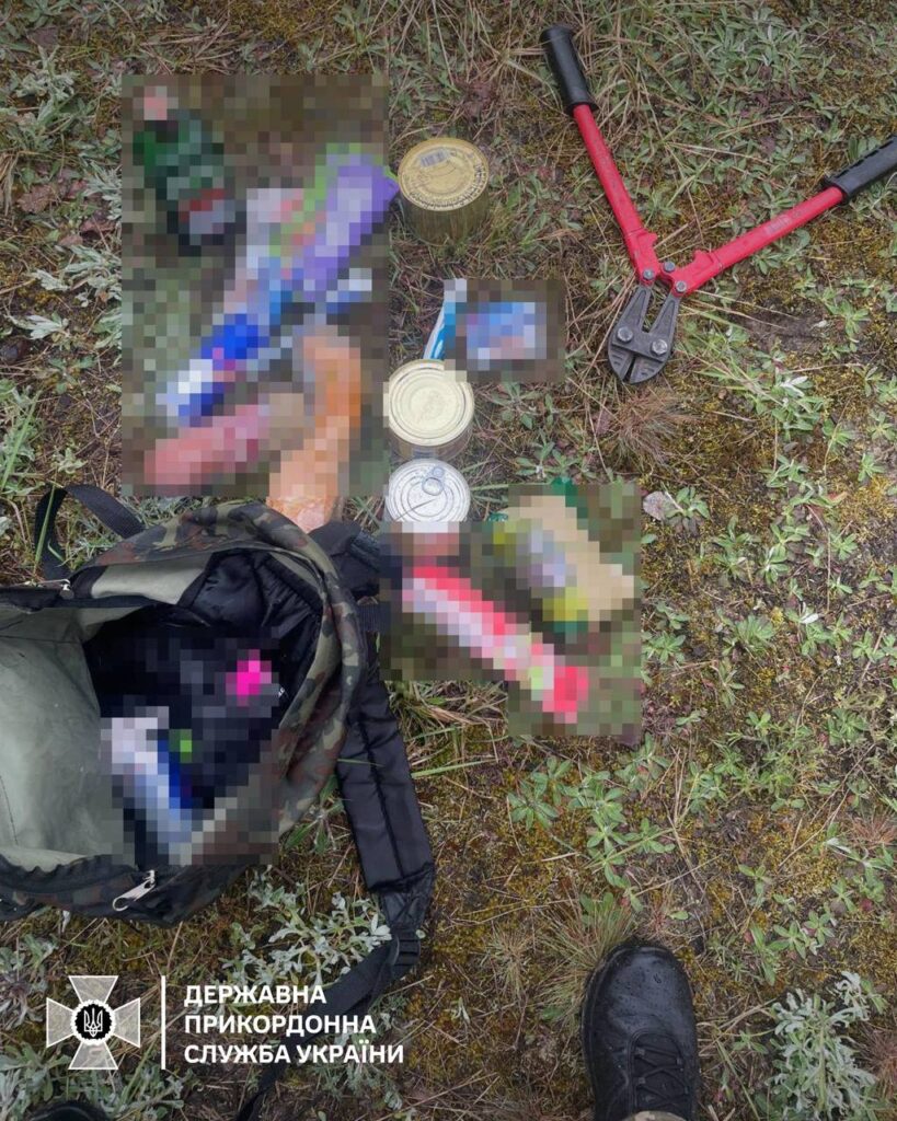 1 Зламали систему: прикордонники відділу “Рівне” затримали порушників, які пливли додому в Україну