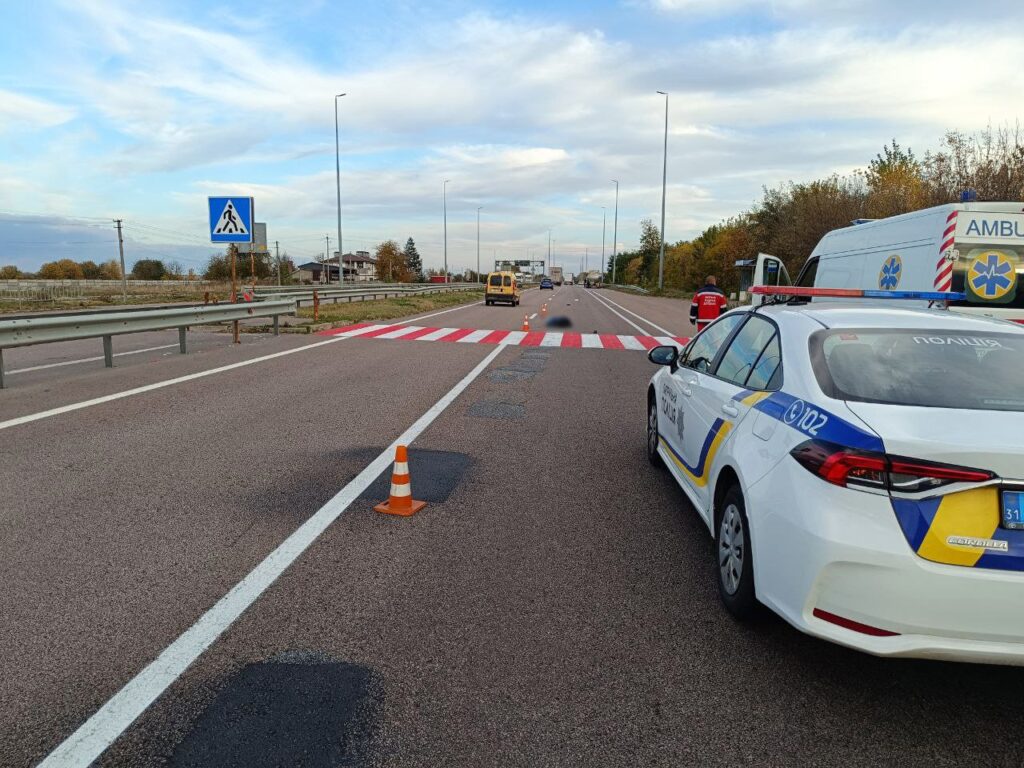 1 Водійка позашляховика, яка насмерть збила пішохода на Рівненщині, - під домашнім арештом до суду