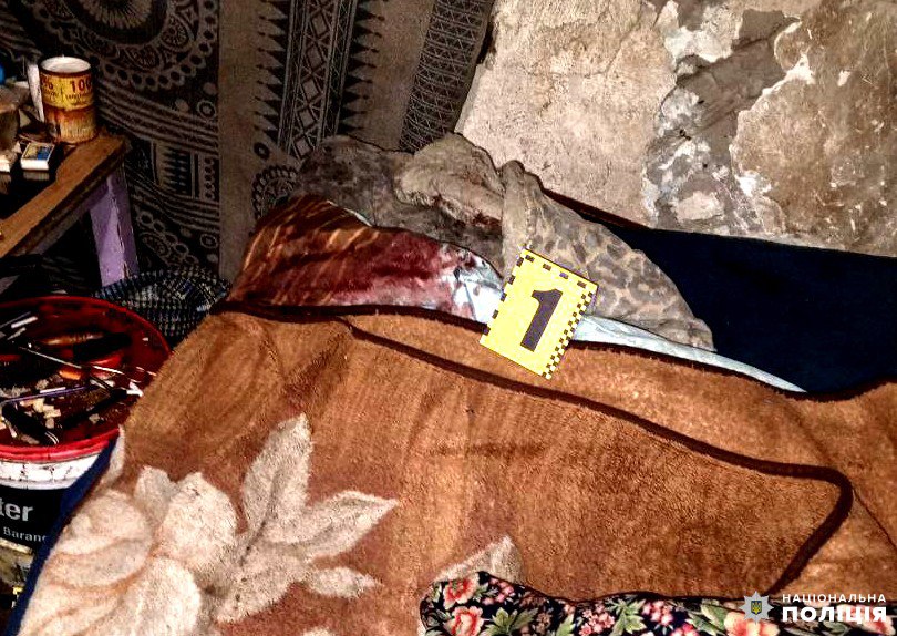 Житель Рівненщини побив металевою палицею пенсіонерку