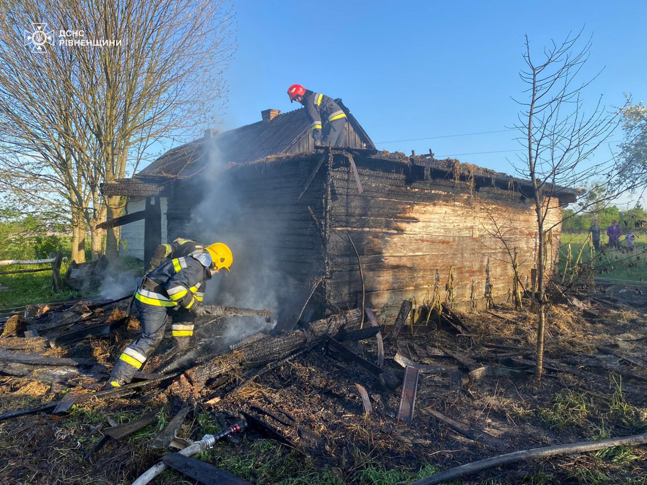 1 На Сарненщині вогнеборці ліквідували пожежу