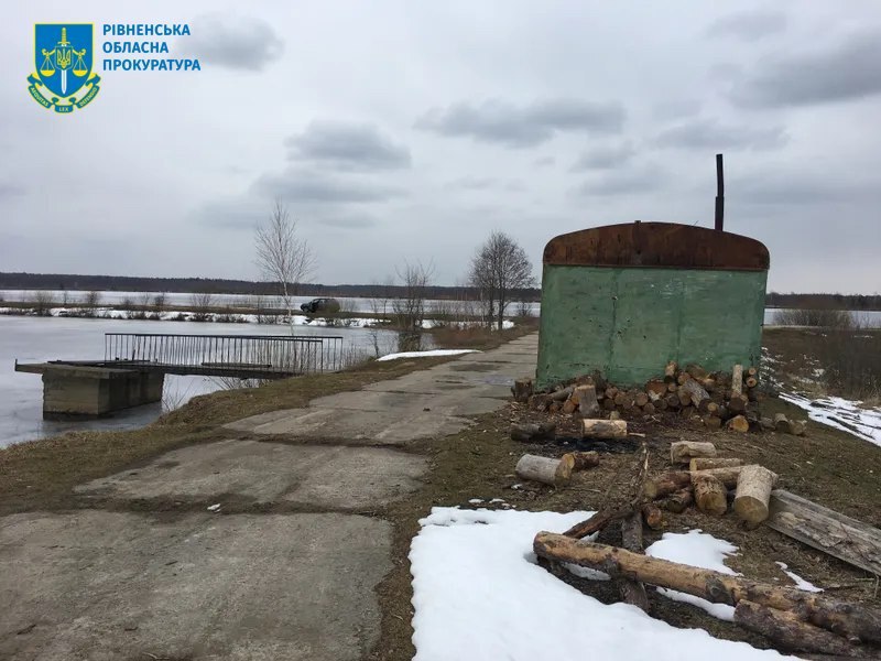 На Рівненщині компанія незаконно приватизувала гідротехнічні споруди вартістю 2 мільярди гривень 0000