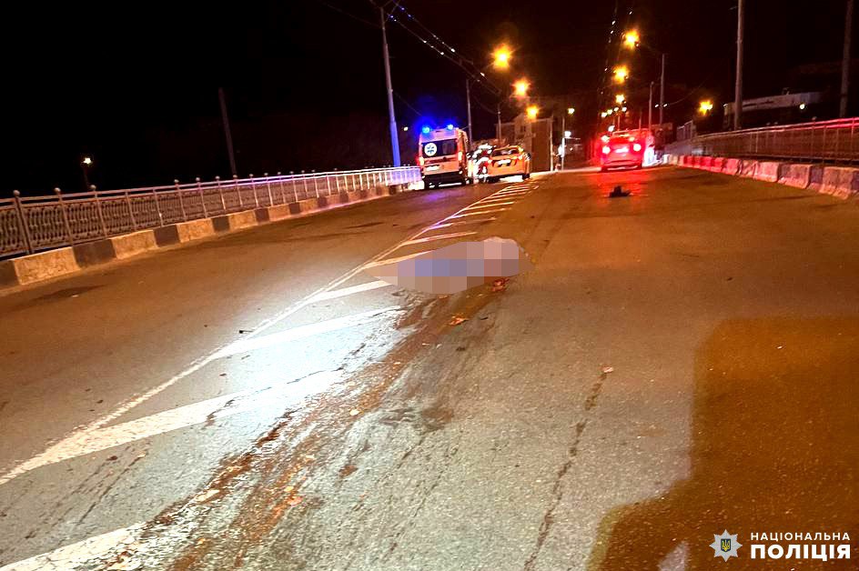 У Рівному смертельна ДТП: загинула пішохідка 0000