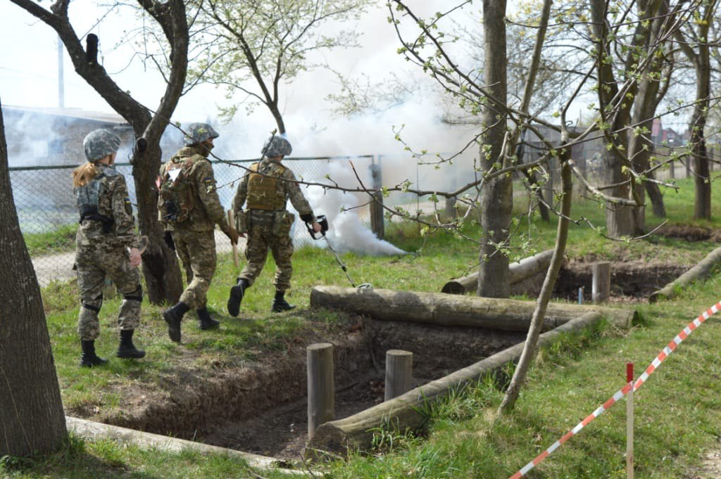 У ліцеї Рівненщини відкрили навчально-тренувальний центр мінної безпеки