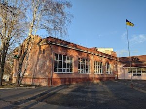 У Рівному вчитель-пенсіонер бив дітей скакалкою 0000