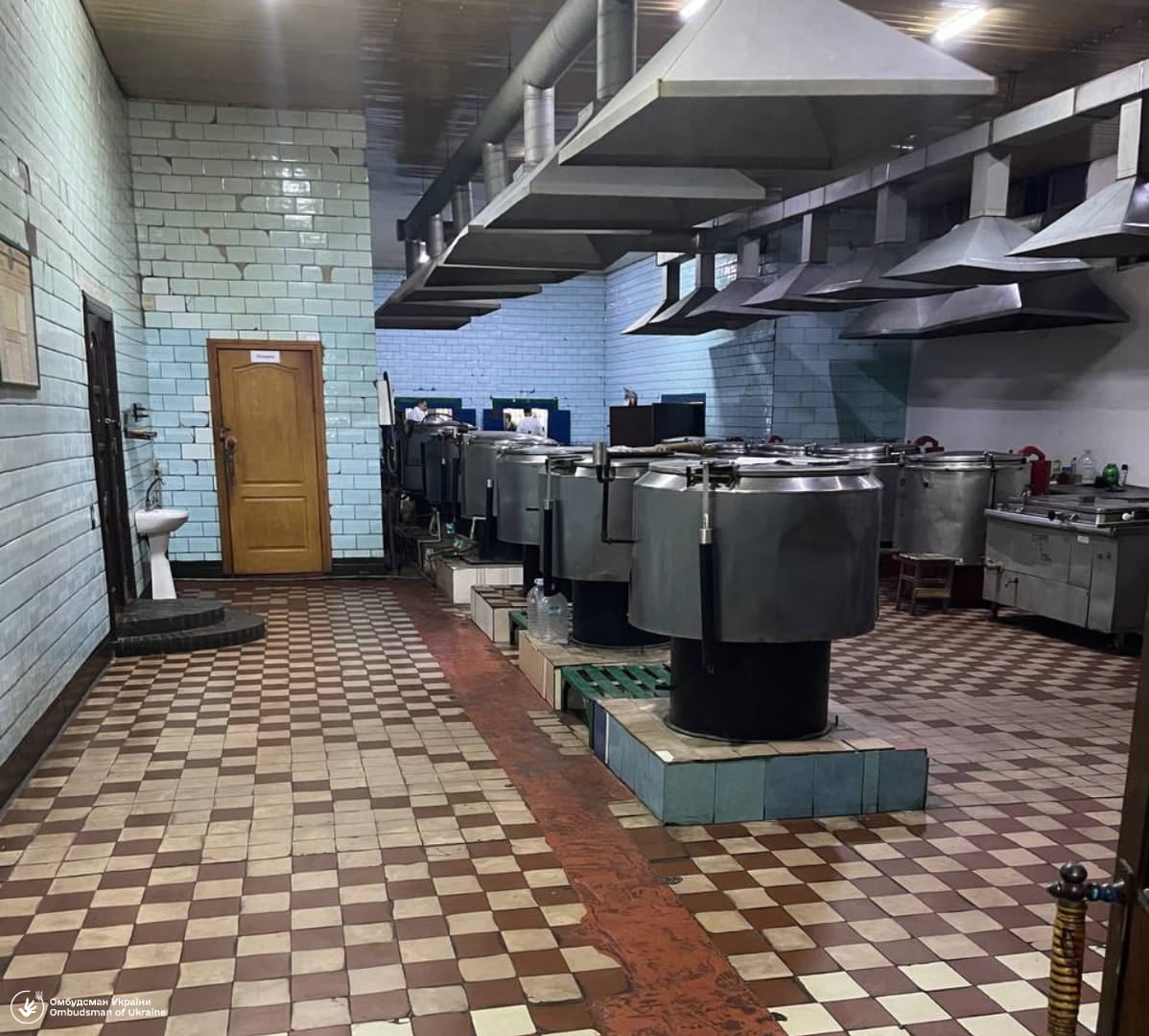 1 Виправну колонію на Рівненщині перевірили на дотримання прав людини