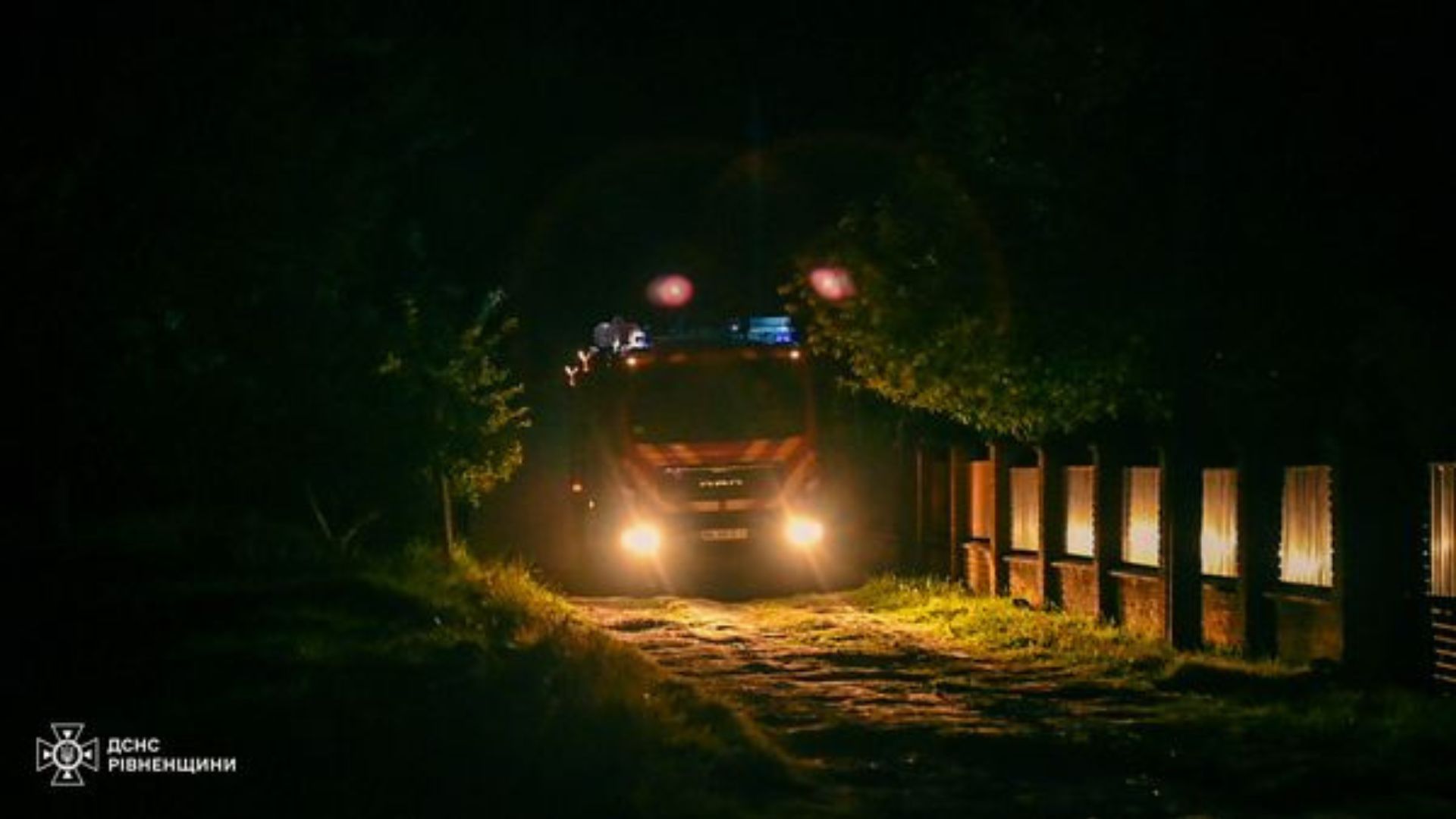 На Рівненщині під час пожежі горіло два житлових будинки 0000