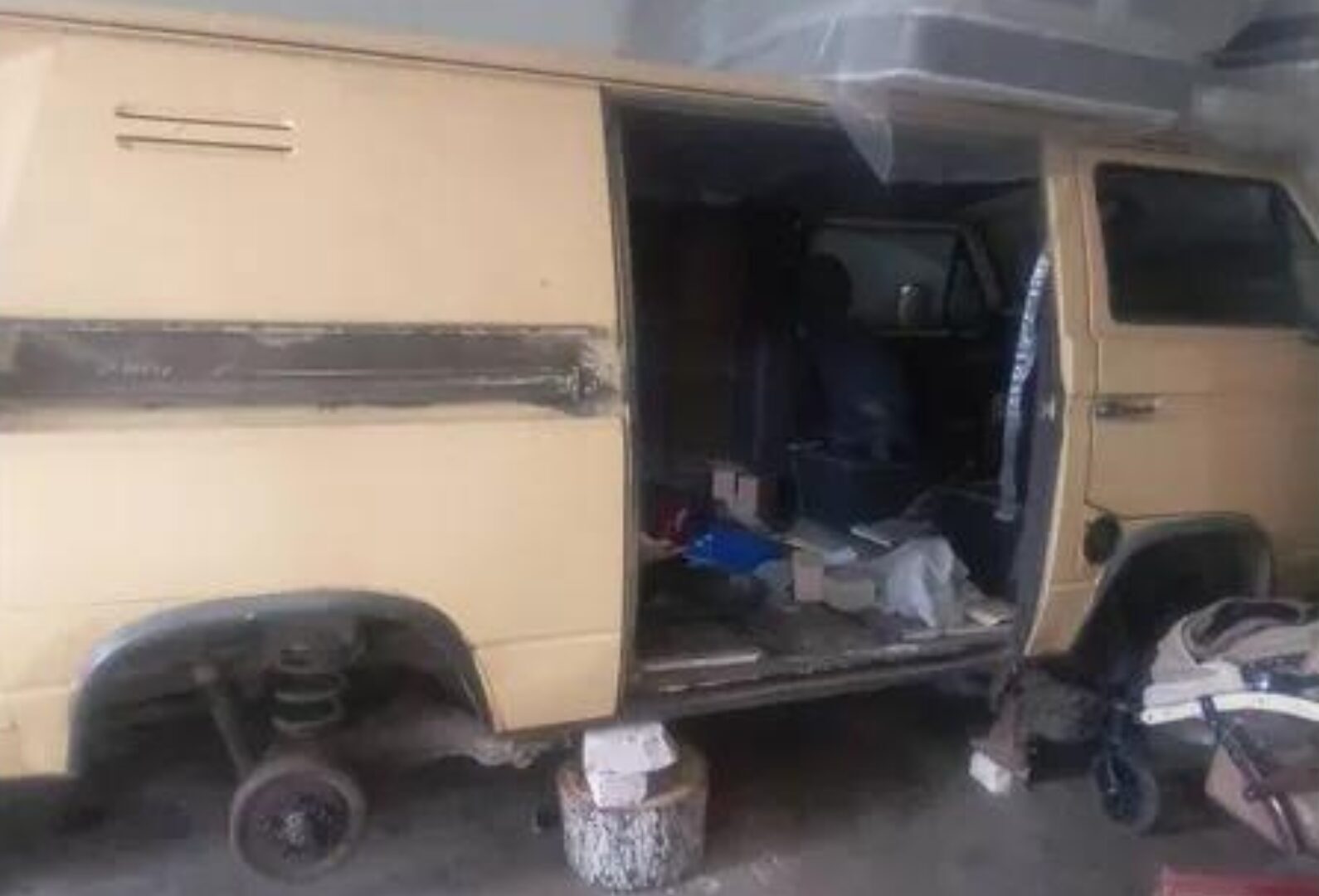 Рівненська облрада виставила на аукціон старий мікроавтобус 0000
